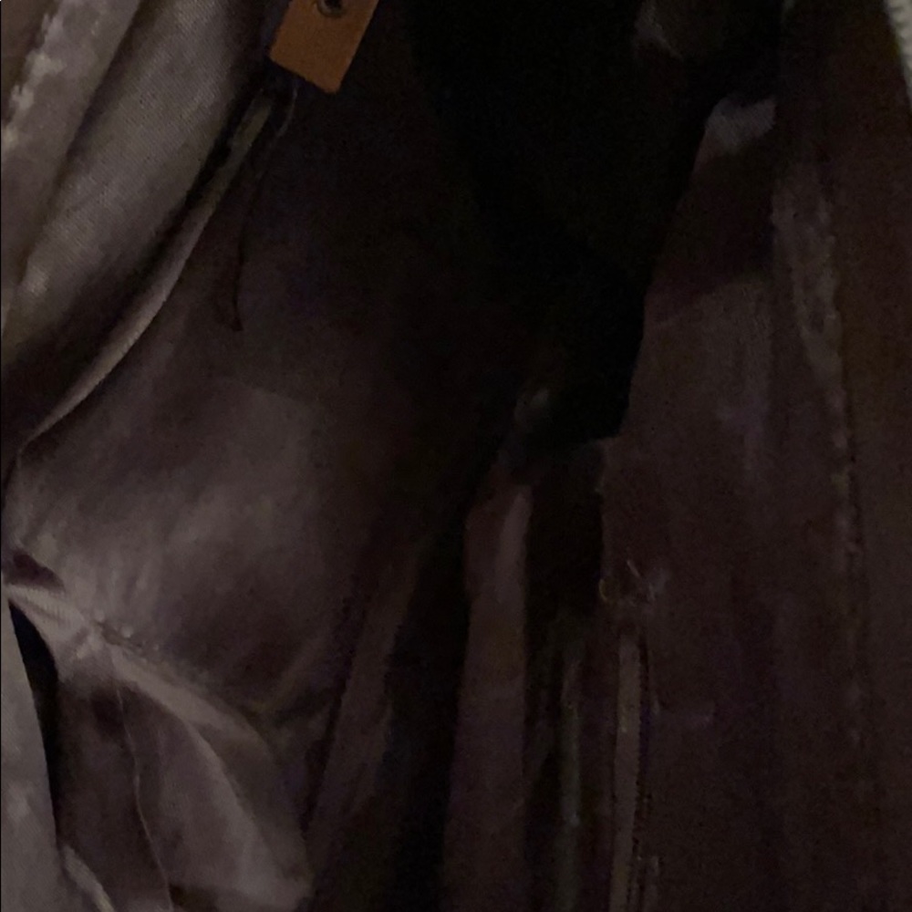 Lightly used - Picture 2 of 3
